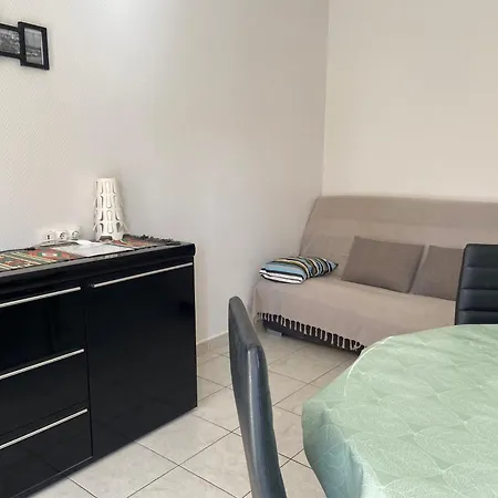Apartment Cascade