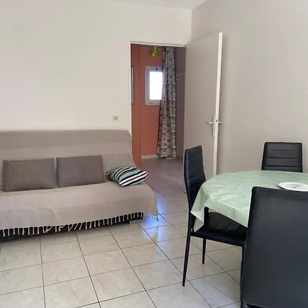 Cascade Apartment